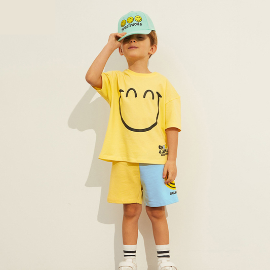 Boys' color-blocked short-sleeved T-shirt set, made from soft cotton for comfort